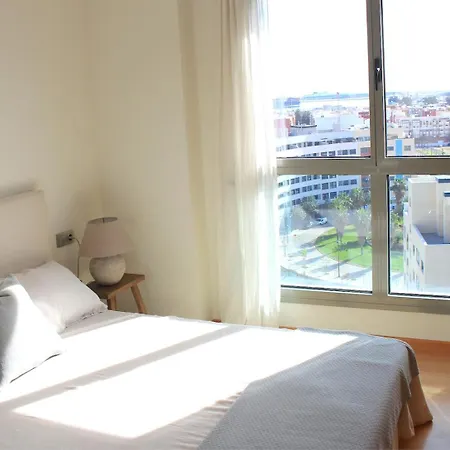 Oceanographic 1 Bedroom Apartment With Balcony & Sea View *